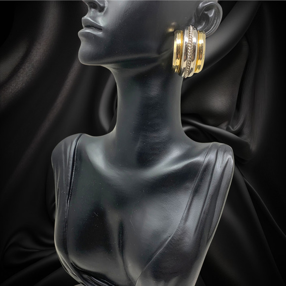 Vintage 1980's Oversized Gold & Silver Tone Tubular Earrings Clip On Demi Hoop - Picture 5 of 6